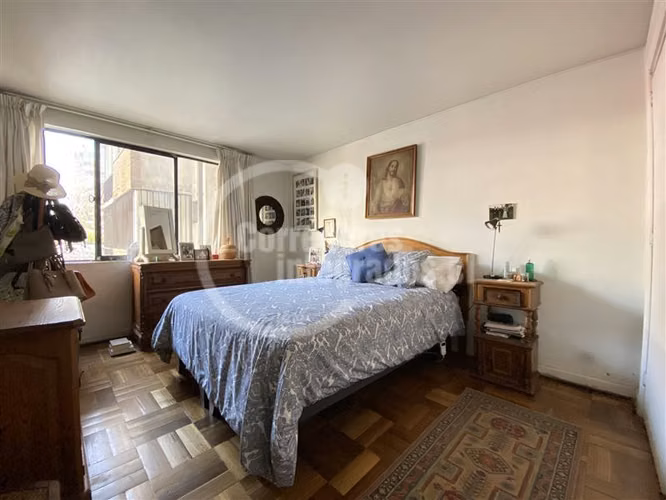 Departamento en venta de 4 dorm. en Las Condes