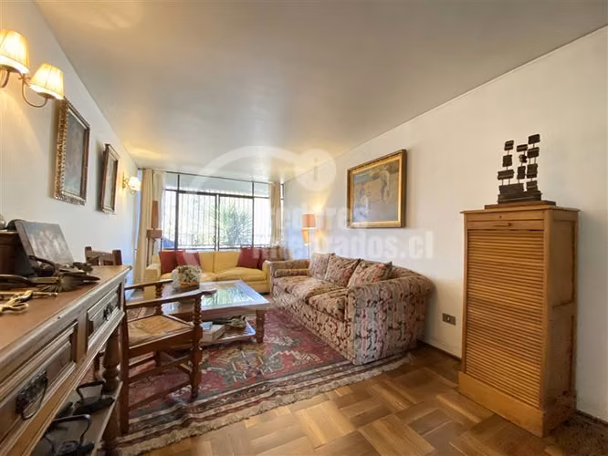 Departamento en venta de 4 dorm. en Las Condes