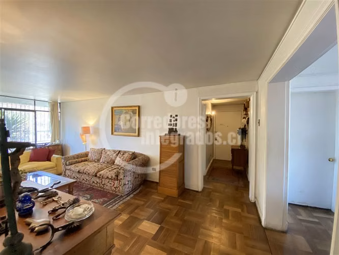 Departamento en venta de 4 dorm. en Las Condes