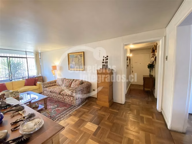Departamento en venta de 4 dorm. en Las Condes