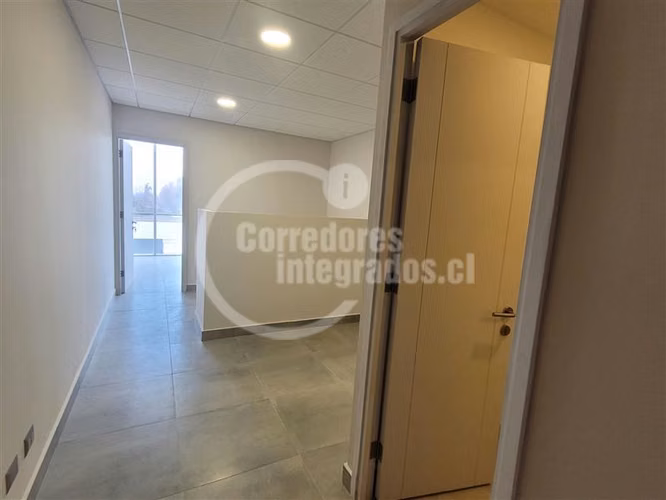 Oficina en venta en Colina, corazón de Chicureo