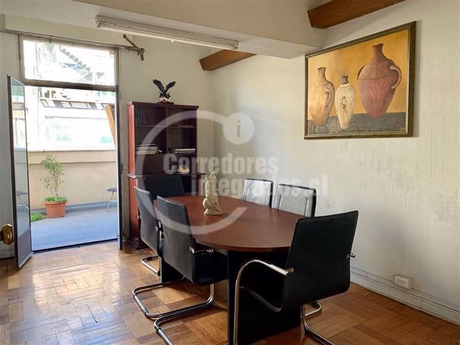 Oficina en venta en Santiago, 5 privados, sala reuniones - Imagen 8