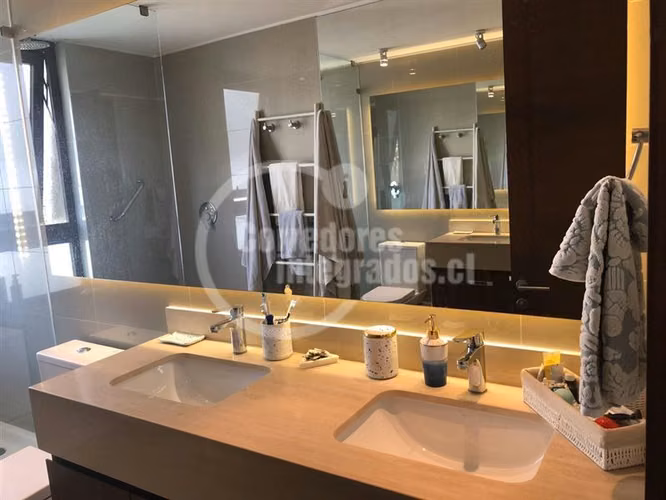 Departamento en venta en Vitacura de 3 dormitorios 2 baños
