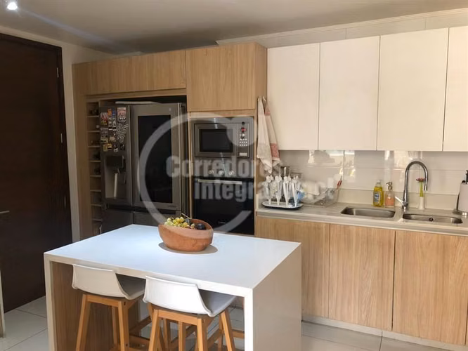 Departamento en venta en Vitacura de 3 dormitorios 2 baños