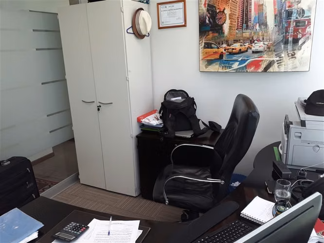 Oficina en arriendo en Lo Barnechea La Dehesa Central