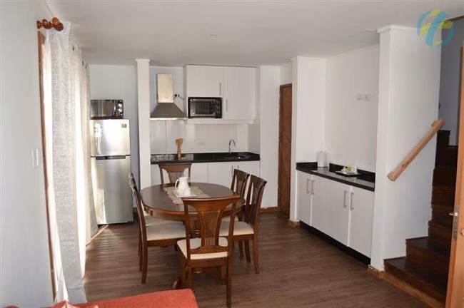 Casa en venta de 6 dorm. en Papudo