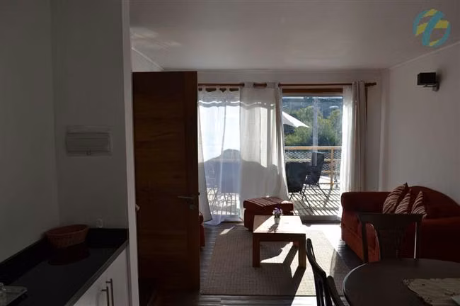 Casa en venta de 6 dorm. en Papudo
