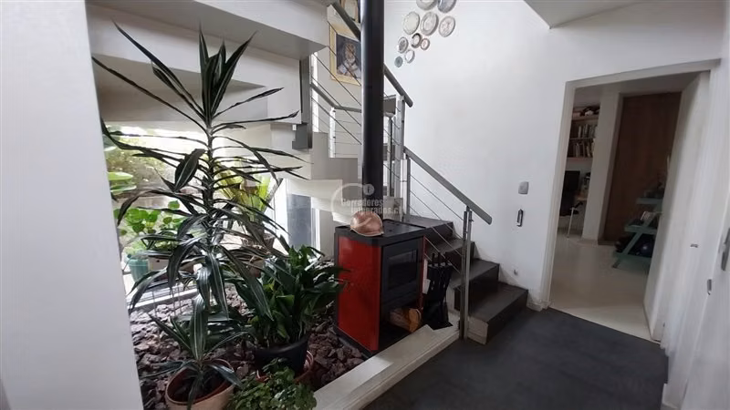 Casa en venta de 5 dorm. en Concón