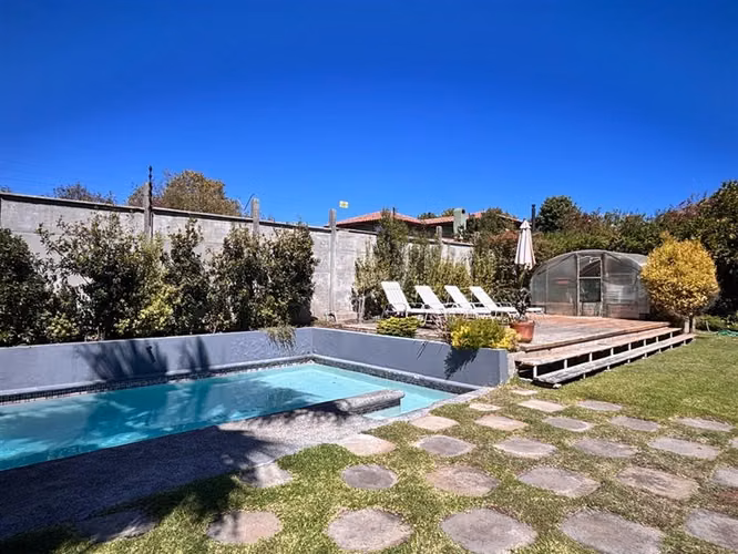 Casa en venta de 5 dorm. en Concón