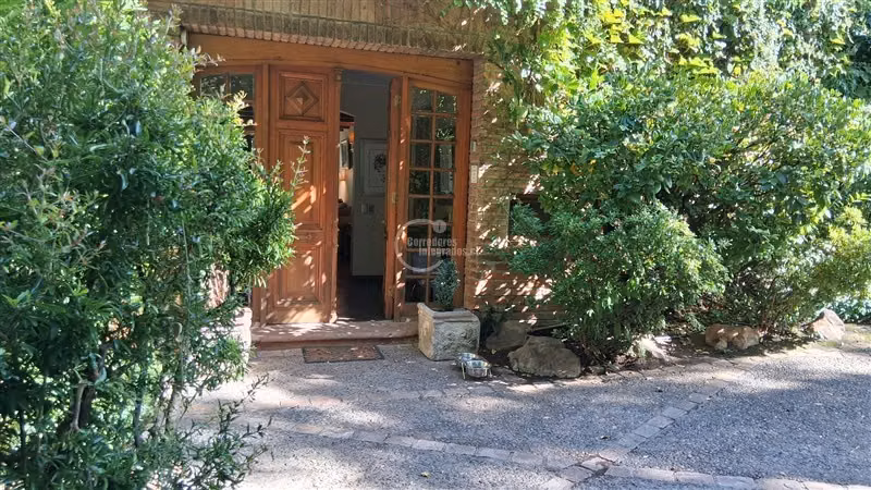 Casa en venta de 5 dorm. en Lo Barnechea