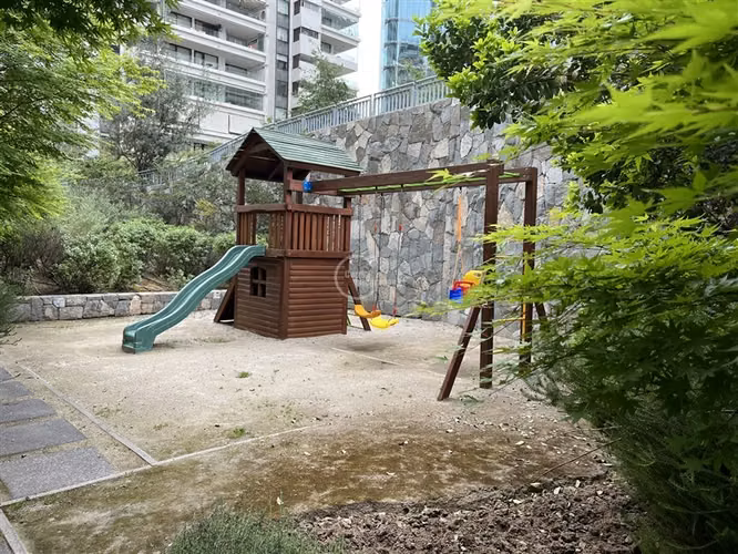 Departamento en venta de 3 dorm. en Vitacura