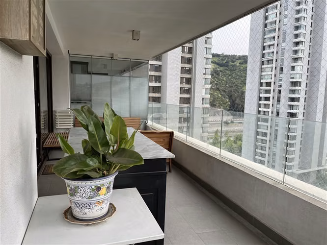 Departamento en venta de 3 dorm. en Vitacura