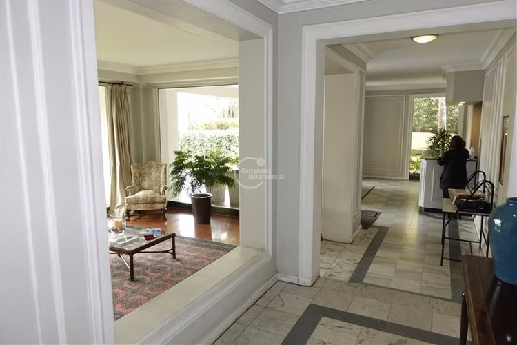Departamento en venta de 3 dorm. en Vitacura