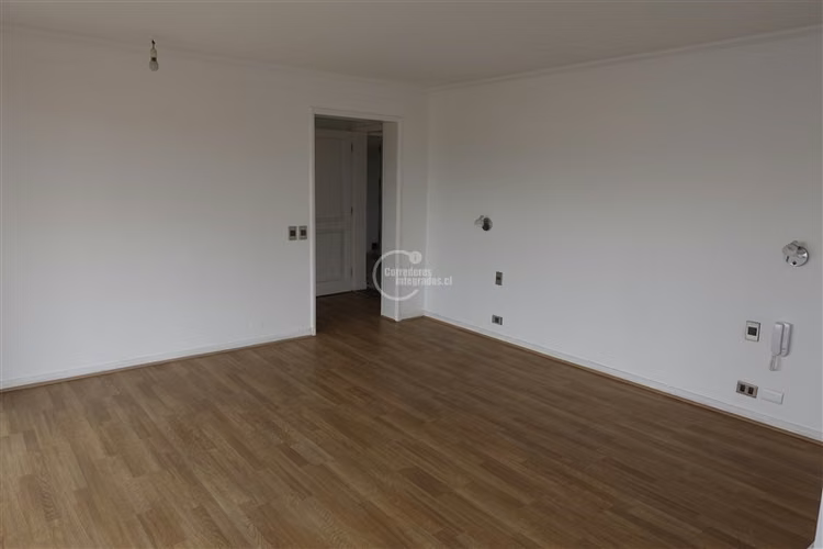 Departamento en venta de 3 dorm. en Vitacura