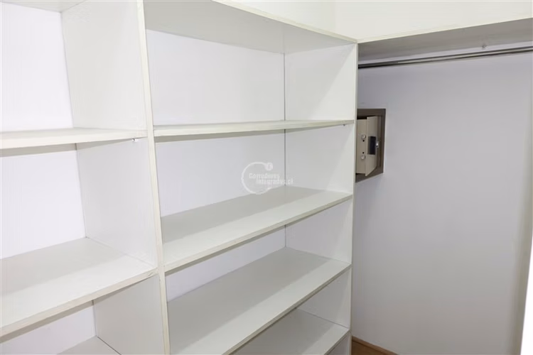Departamento en venta de 3 dorm. en Vitacura