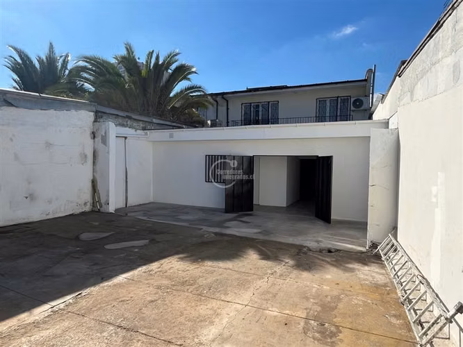 Gran local Comercial en arriendo en Independencia