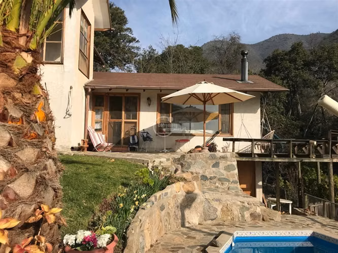 Casa en venta de 3 dorm. en Olmué