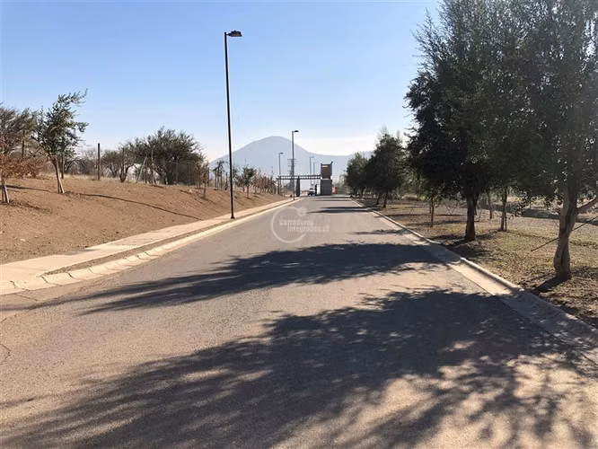 Sitio en venta en Colina