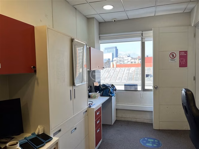 Oficina en venta en Providencia