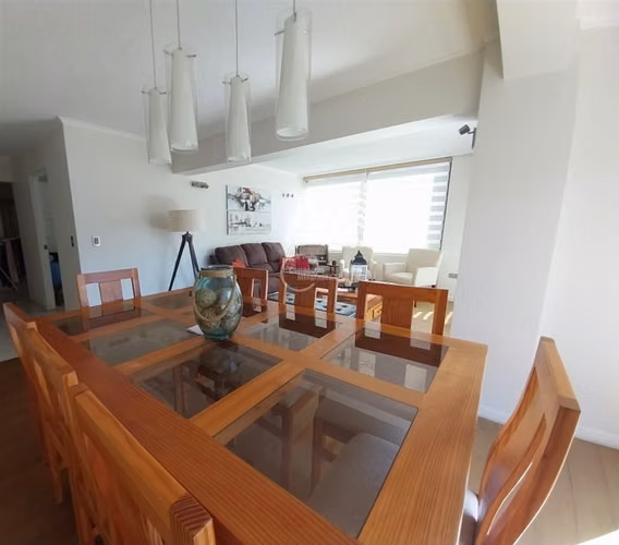 Arriendo departamento en Reñaca, de 3D, 3B, a pasos playa.