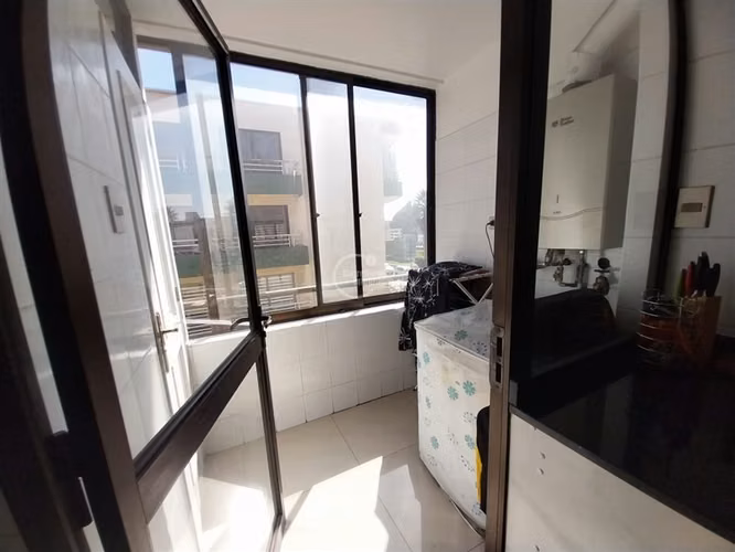 Arriendo departamento en Reñaca, de 3D, 3B, a pasos playa.