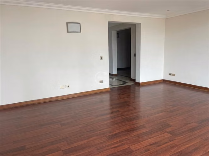 Departamento en venta de 4 dorm. en Viña del Mar