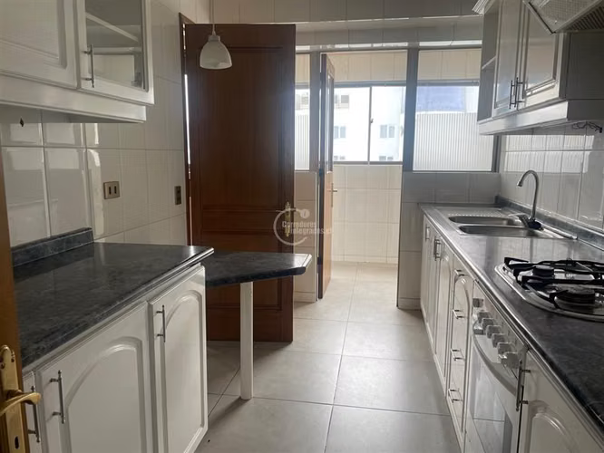 Departamento en venta de 4 dorm. en Viña del Mar