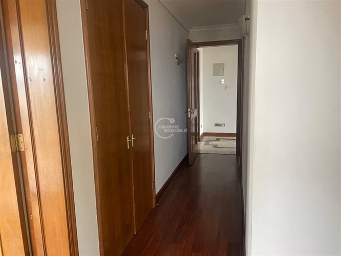Departamento en venta de 4 dorm. en Viña del Mar