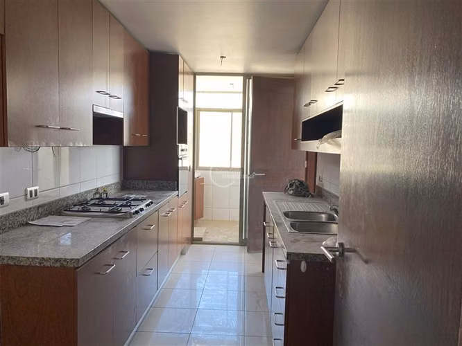 Departamento en venta de 2 dorm. en Vitacura