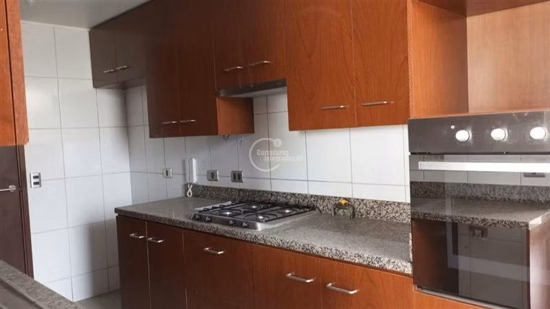 Departamento en venta de 2 dorm. en Vitacura
