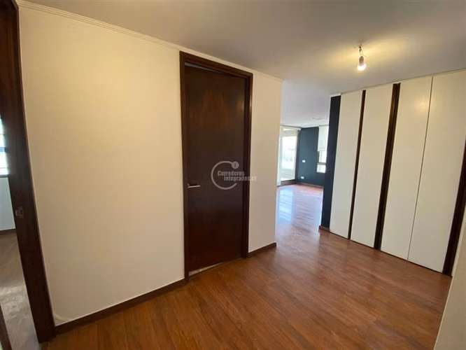 Departamento en venta de 2 dorm. en Vitacura