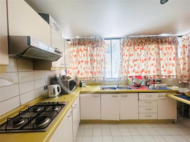 Departamento en venta de 4 dorm. en Vitacura