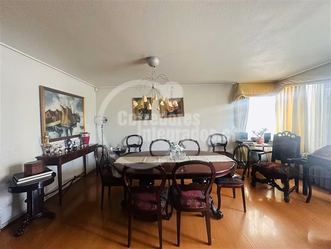 Departamento en venta de 4 dorm. en Vitacura