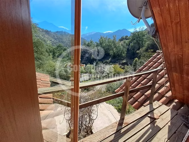 Venta casa-sitio-8 dormitorios-12.000m2 -Lo Barnechea