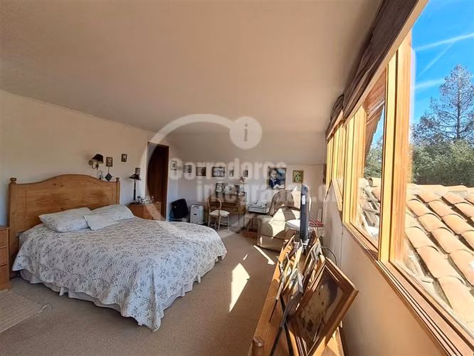 Venta casa-sitio-8 dormitorios-12.000m2 -Lo Barnechea