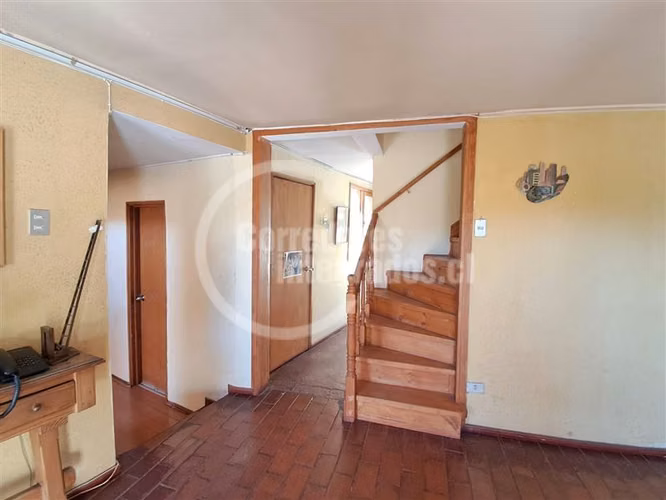 Venta casa-sitio-8 dormitorios-12.000m2 -Lo Barnechea