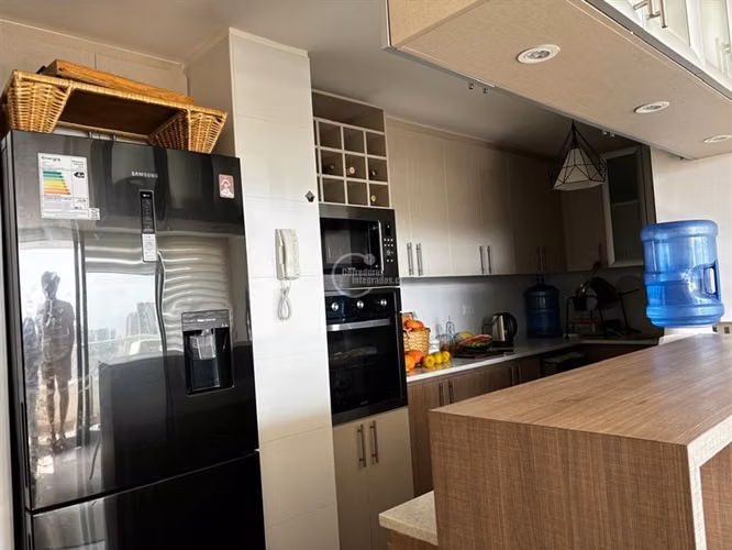 Venta departamento Reñaca, buena orientación 3D, 2B, estac.