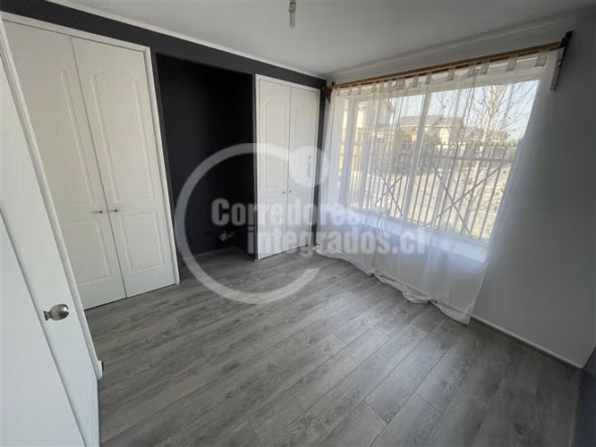 Casa en venta de 3 dorm. en Buín
