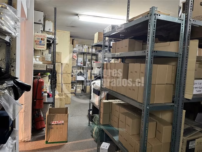 Local Comercial en venta en Vitacura