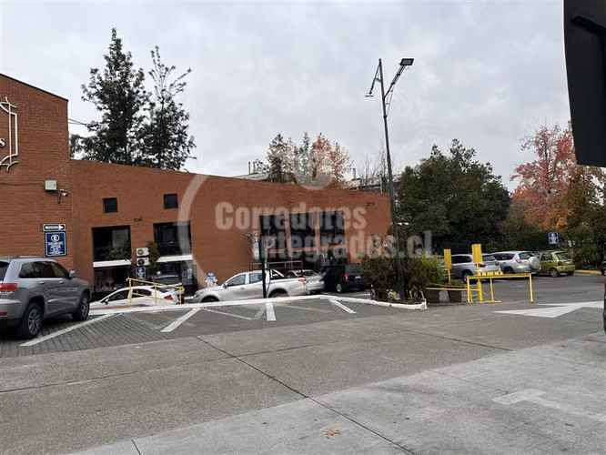 Local Comercial en venta en Vitacura