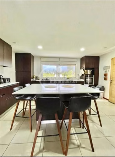 Casa en venta de 9 dorm. en Paine