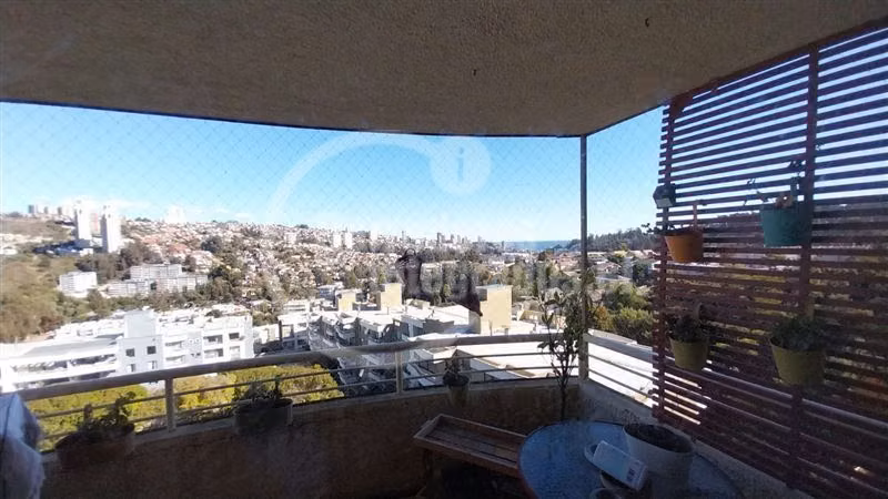 Venta Departamento en Reñaca, vista al mar, 4 dormitorios.