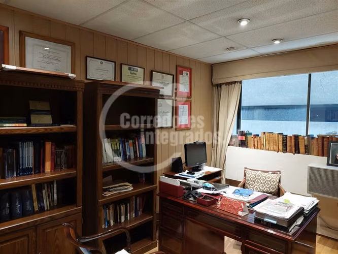 Oficina en arriendo en Santiago - Imagen 4