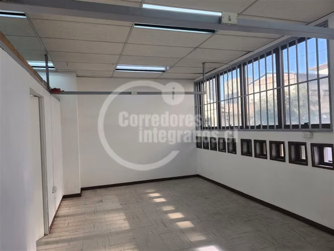 Oficina en arriendo en Recoleta - Imagen 5