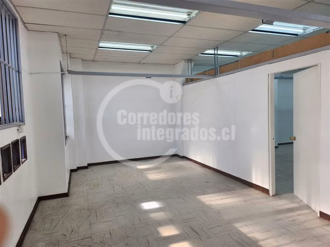 Oficina en arriendo en Recoleta - Imagen 6