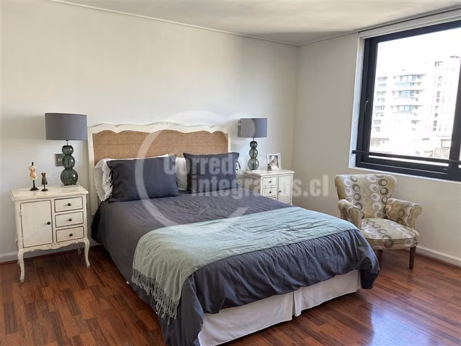 Departamento en venta de 4 dorm, 3 baños, en Vitacura