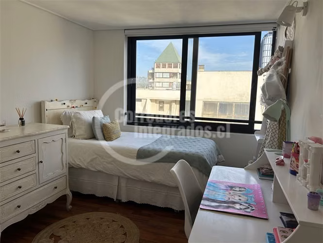 Departamento en venta de 4 dorm, 3 baños, en Vitacura