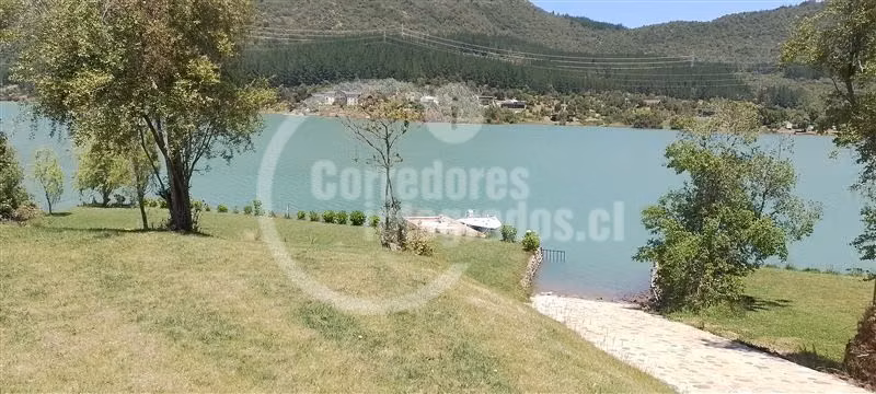 Casa en venta de 5 dorm. en Talca