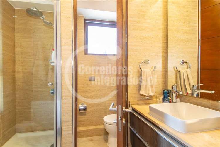 Venta Casa Lomas de Montemar, Concón, 5 estacionamientos - Imagen 24