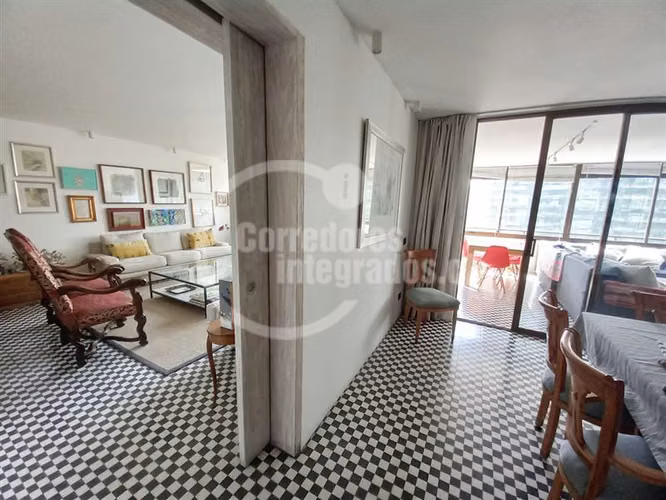 Venta Departamento Las Condes El Golf Remodelado